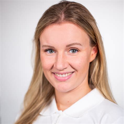 annika blum hamburg hermes